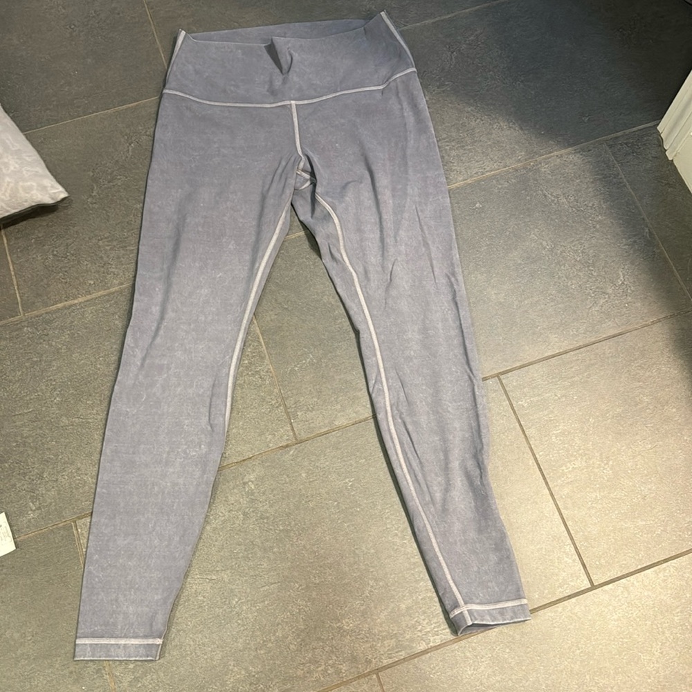 Lululemon leggings size 10